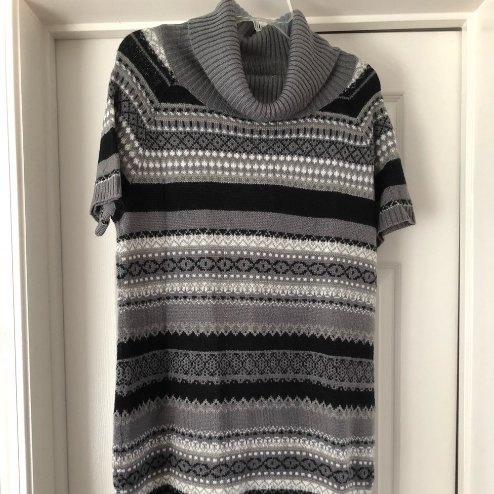 Women’s sweater dress Size L